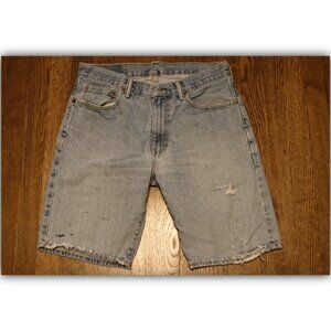 Levi’s 505 Men’s jean shorts. Size 33